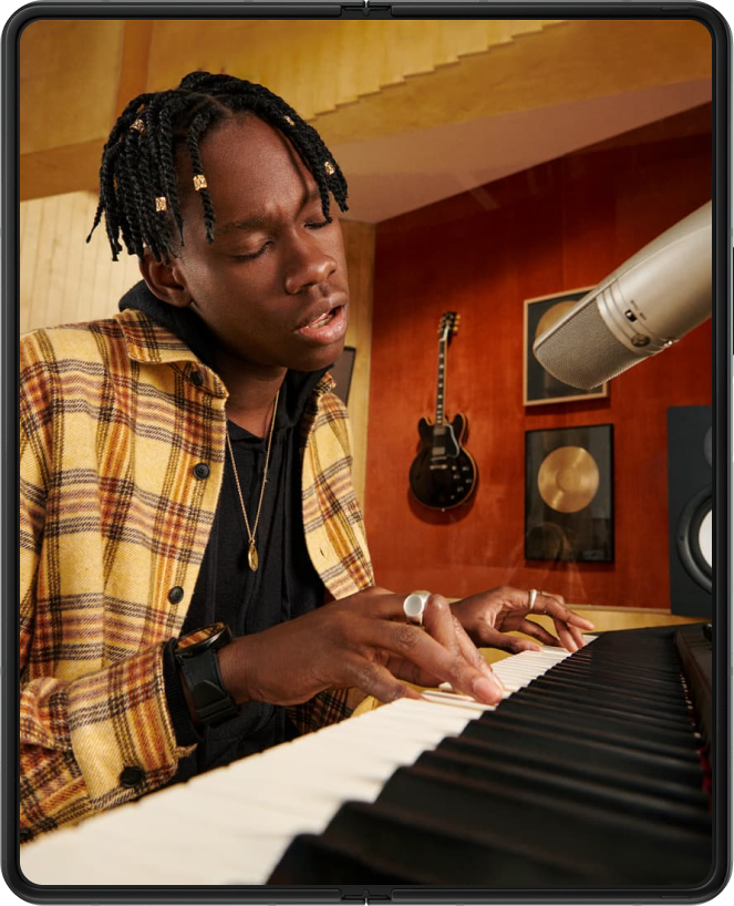 Фото 7 Samsung Galaxy Fold 3